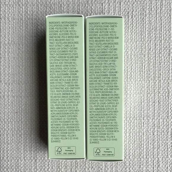 Clinique Even Better Clinical™ Radical Dark Spot Corrector + Interrupter… - Picture 6 of 12